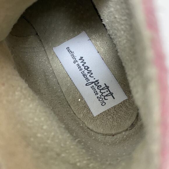 Mon Petit Pink Boots - Picture 7 of 10